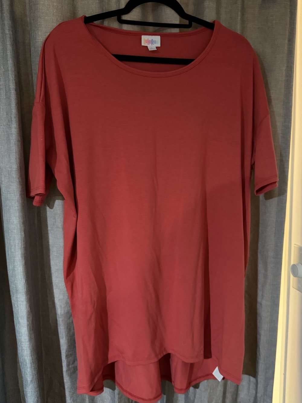 LulaRoe Decade Irma- Dusty Rose
